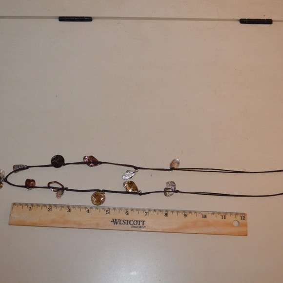 Jjill Charm Necklace & 2 sets of Earrings with Storage Bag - Picture 5 of 8